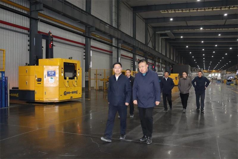 鞏義市委書記、市長郭程明蒞臨明泰鋁業(yè)慰問一線員工